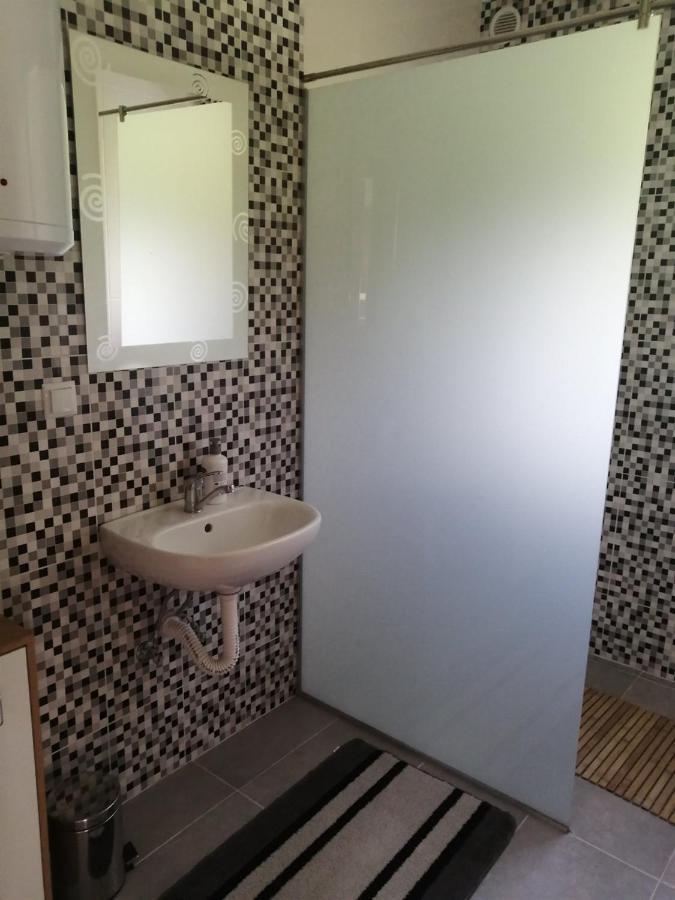 Vacation House Studenac بيهاتش المظهر الخارجي الصورة