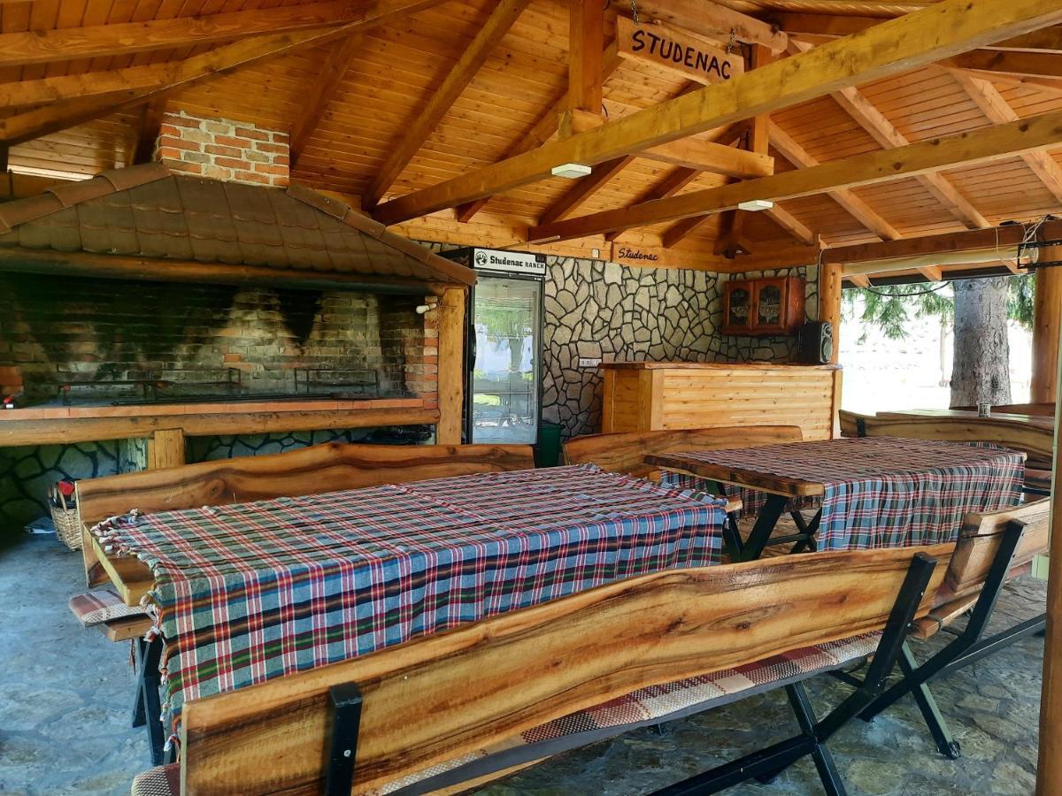 Vacation House Studenac بيهاتش المظهر الخارجي الصورة